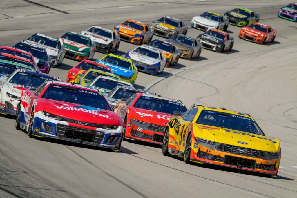 NASCAR championship weekend goes to Homestead in 2026, starting a rotating formula