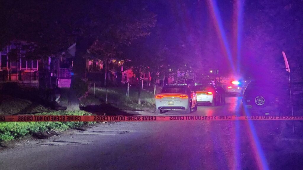 Person critically injured in shooting on North Gladstone Avenue