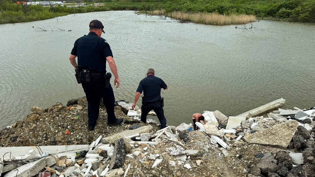 Indiana State Police apprehend man after foot chase and helicopter pursuit