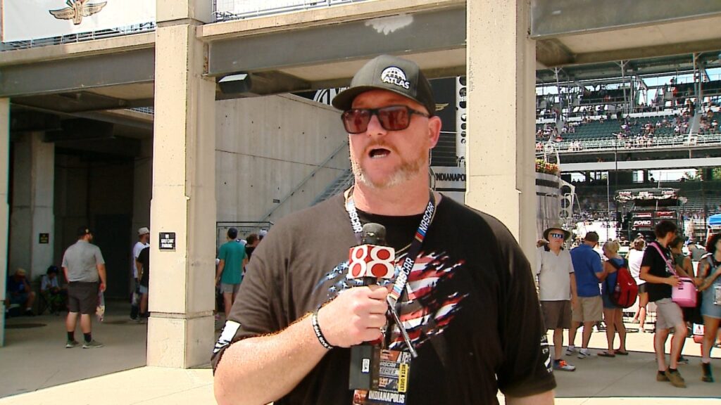 Fans return to Indianapolis Motor Speedway for Brickyard 400