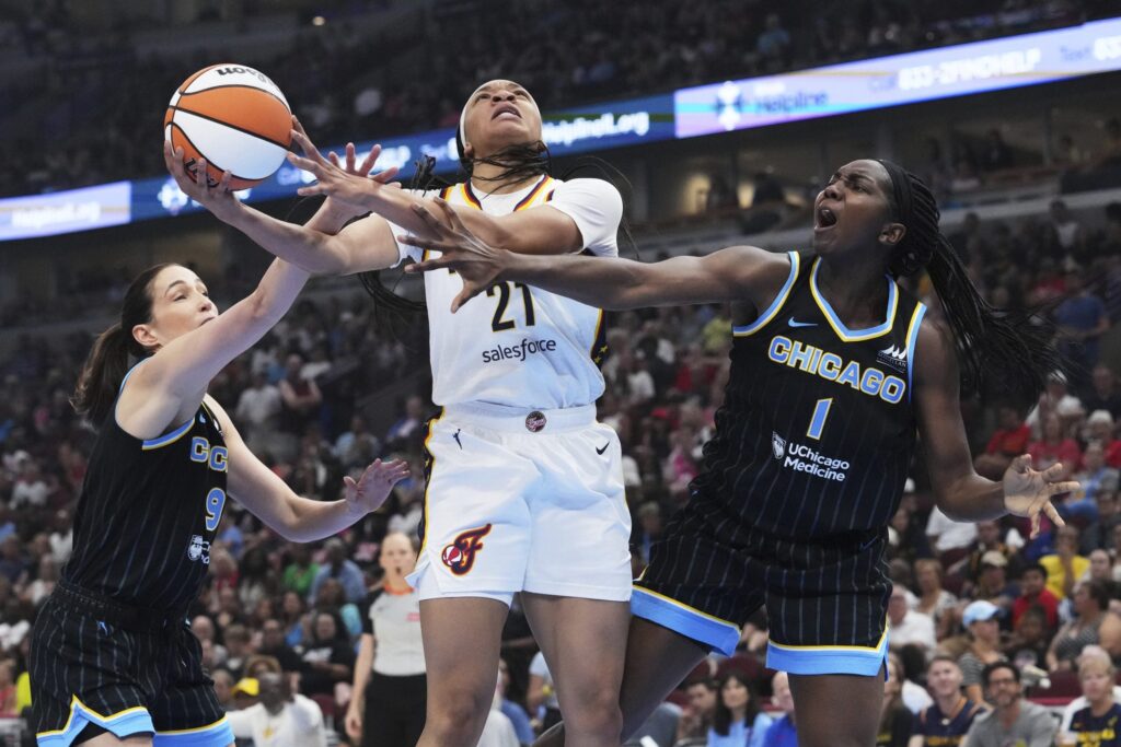 Fever rookie receives major praise from Kelsey Mitchell