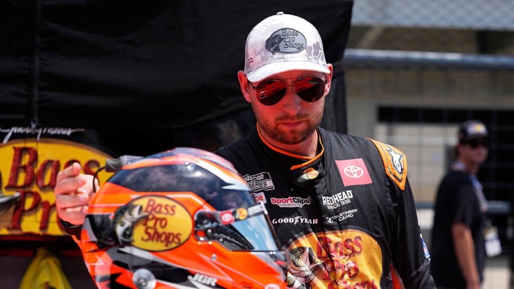 Indiana native wins pole for 2025 Brickyard 400
