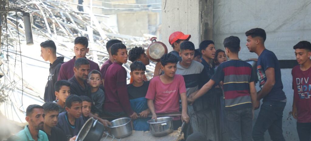 Gaza: UNICEF mourns seven children killed queuing for water