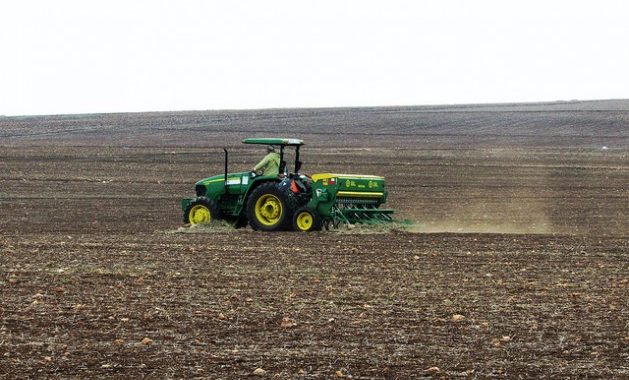 Breaking the Cycle Between Food Production and Environmental Decline