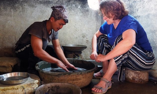 As Global Demand for Gold Grows, UN Mercury Head Warns Toxic Fumes Put Women in a Motherhood Dilemma