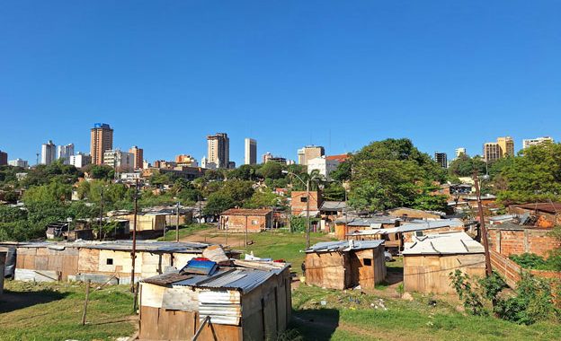 The Connection Between Urbanization and Poverty: How Cities Can Reduce Poverty – Or Deepen It